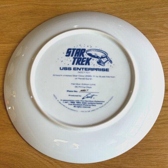 Star Trek USS Enterprise NCC1701 Commemorative Collector Plate - Picture 9 of 12
